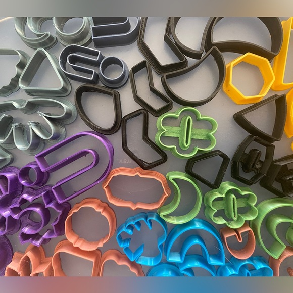 Polymer Clay Cutters- B Grade GRAB BAG 15 random cutters pottery ceramics stamps - Picture 2 of 14